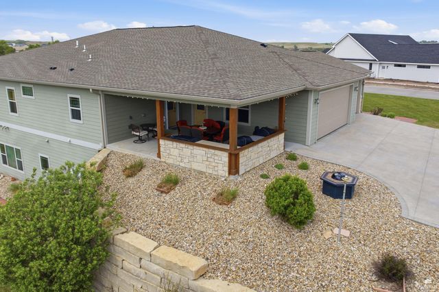5005 Colbert Hills Drive, Manhattan, KS 66503