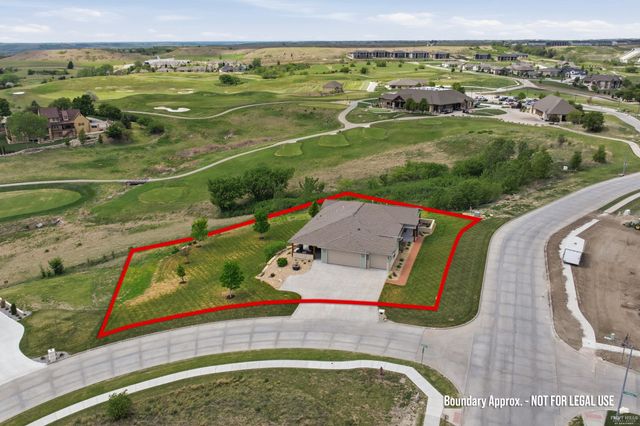 5005 Colbert Hills Drive, Manhattan, KS 66503