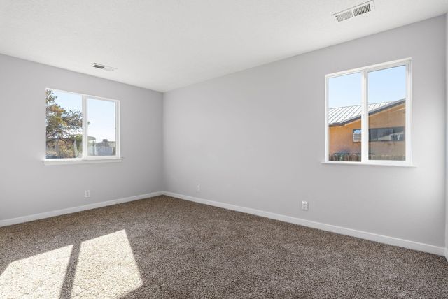 507 Palmas Altas Drive SE, Rio Rancho, NM 87124