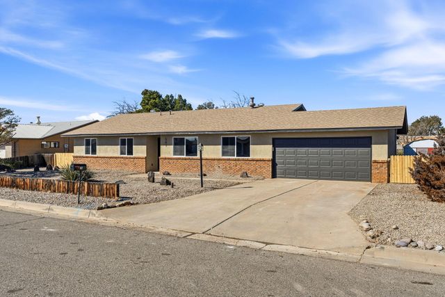 507 Palmas Altas Drive SE, Rio Rancho, NM 87124