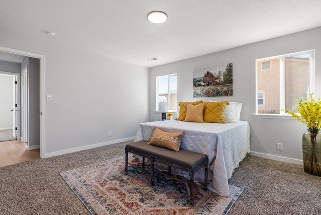 507 Palmas Altas Drive SE, Rio Rancho, NM 87124