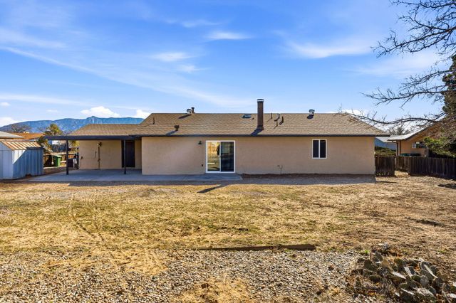 507 Palmas Altas Drive SE, Rio Rancho, NM 87124