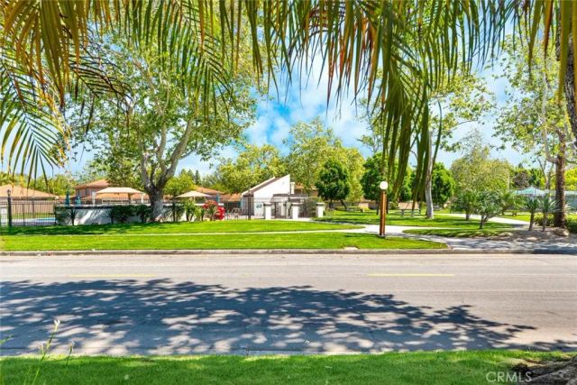 14211 Cherrywood, Tustin, CA 92780