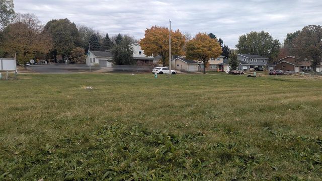 3626 Portage Road, Madison, WI 53704