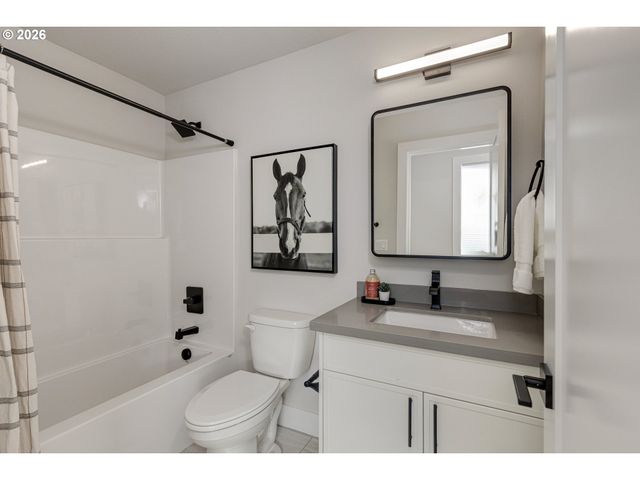 7921 Sw 74th Ave, Portland, OR 97223
