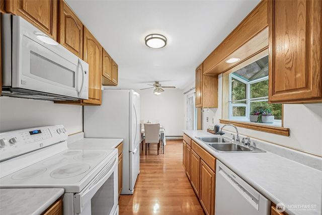 15306 25th Avenue E, Tacoma, WA 98445