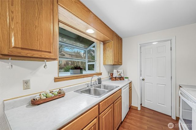 15306 25th Avenue E, Tacoma, WA 98445