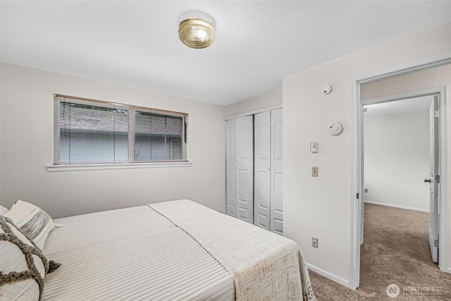 15306 25th Avenue E, Tacoma, WA 98445