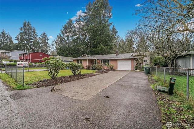 15306 25th Avenue E, Tacoma, WA 98445