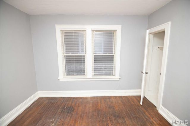 5712 Floy Avenue, St Louis, MO 63136