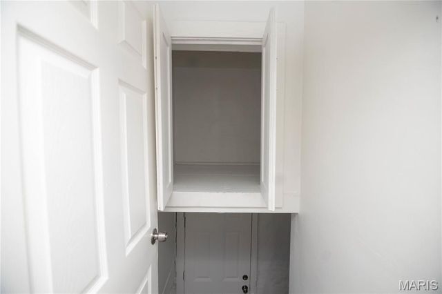 5712 Floy Avenue, St Louis, MO 63136