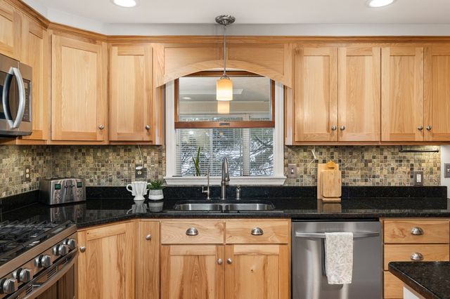 2226 Camden Ct., Lexington, OH 44904