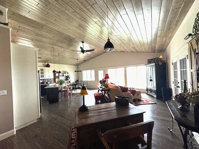 8 Midview Drive, Kimberling City, MO 65686