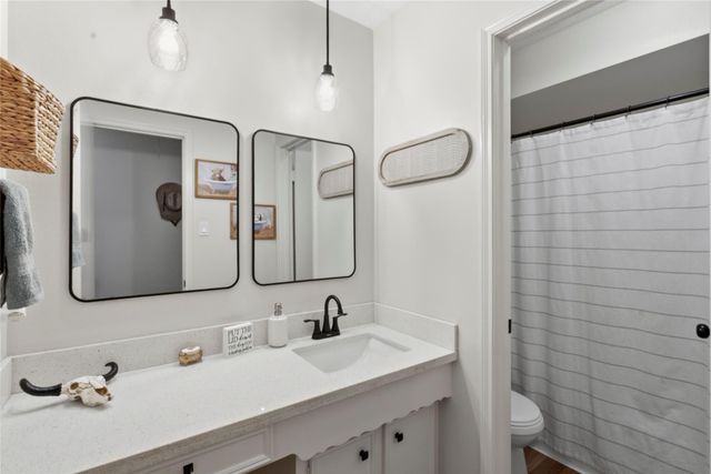 2205 Buchanan Drive, Baytown, TX 77520