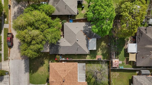 2205 Buchanan Drive, Baytown, TX 77520