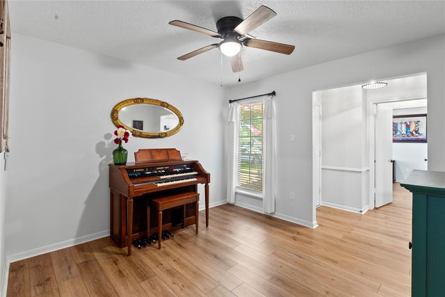 2205 Buchanan Drive, Baytown, TX 77520