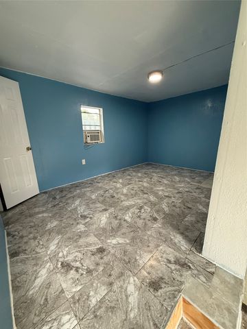 3055 Frio Drive, Dallas, TX 75216