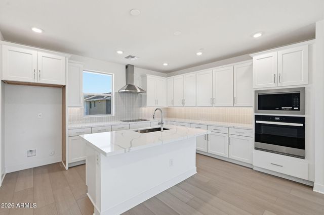 2121 W Sonoran Desert Drive 73, Phoenix, AZ 85085