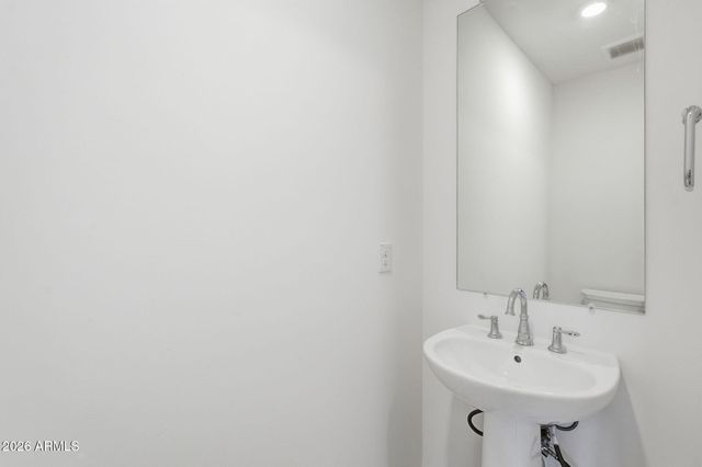 2121 W Sonoran Desert Drive 73, Phoenix, AZ 85085