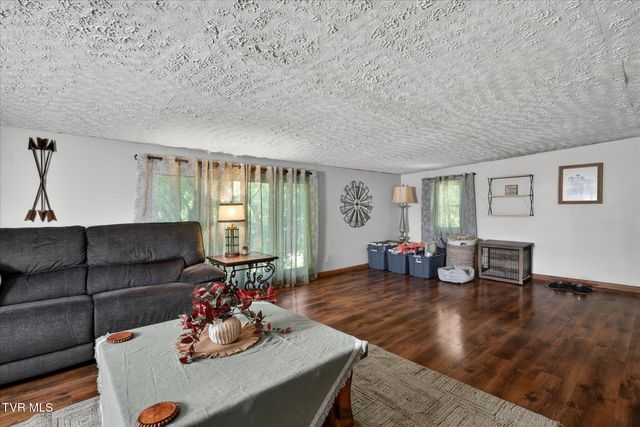 401 Minga Store Road, Kingsport, TN 37663