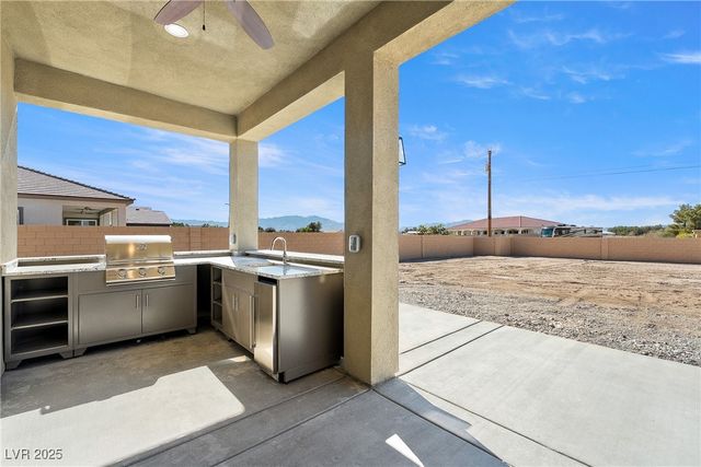 1840 Old West Avenue, Pahrump, NV 89048