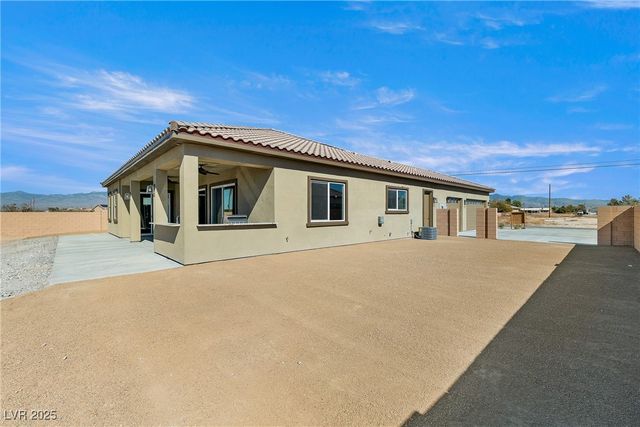 1840 Old West Avenue, Pahrump, NV 89048