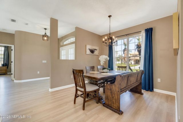 31 E DIAMOND Drive, Palm Coast, FL 32164