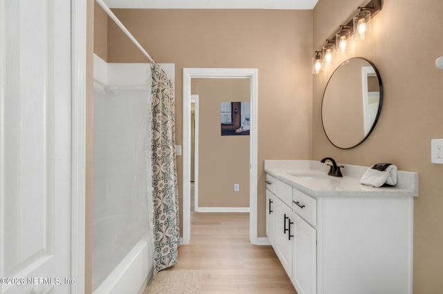 31 E DIAMOND Drive, Palm Coast, FL 32164