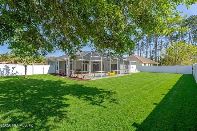 31 E DIAMOND Drive, Palm Coast, FL 32164