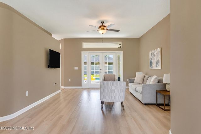 31 E DIAMOND Drive, Palm Coast, FL 32164