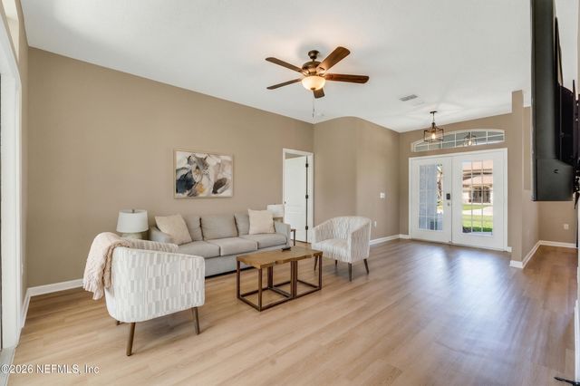 31 E DIAMOND Drive, Palm Coast, FL 32164