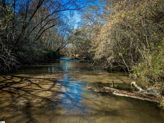 635 Dacusville Road, Marietta, SC 29661