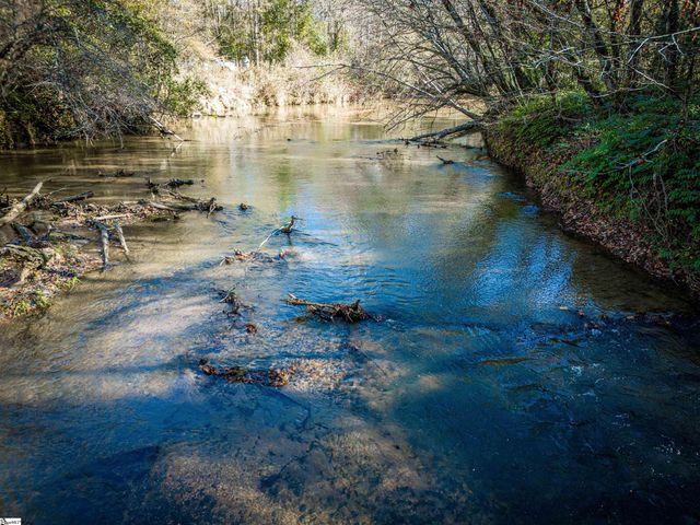 635 Dacusville Road, Marietta, SC 29661