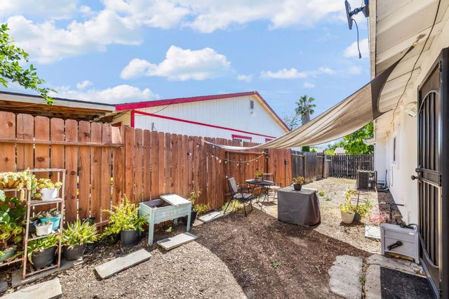 2228 Pierre Ave, Sacramento, CA 95832