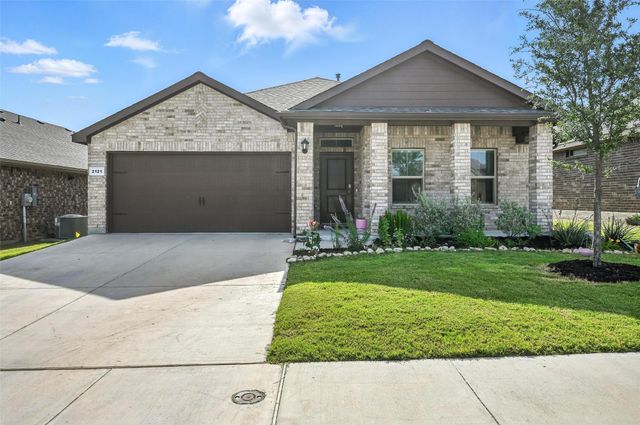 2121 Richburg Street, Fort Worth, TX 76108