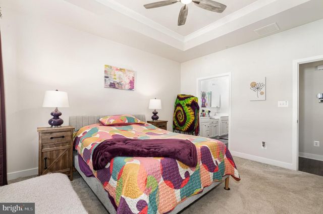 2268 CAROLINE LN, Harrisburg, PA 17110