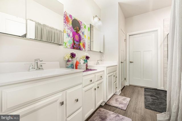 2268 CAROLINE LN, Harrisburg, PA 17110