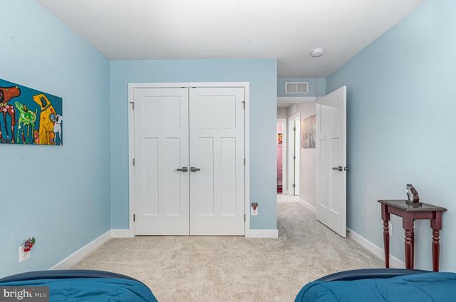 2268 CAROLINE LN, Harrisburg, PA 17110