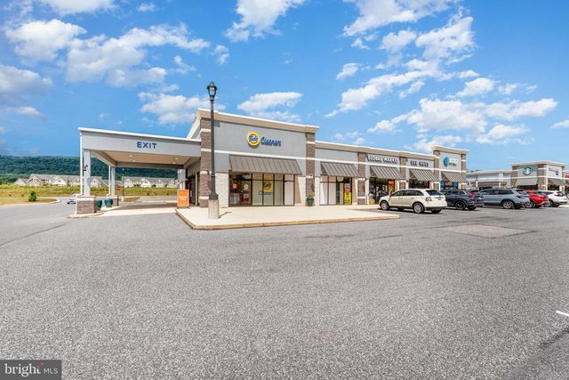 2268 CAROLINE LN, Harrisburg, PA 17110