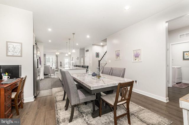 2268 CAROLINE LN, Harrisburg, PA 17110