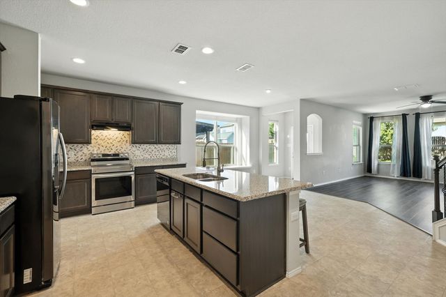 7717 Lake Vista Way, Fort Worth, TX 76179