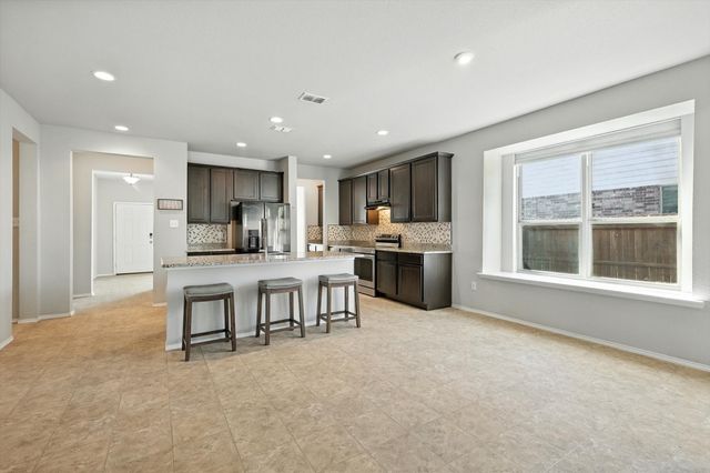 7717 Lake Vista Way, Fort Worth, TX 76179