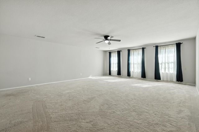 7717 Lake Vista Way, Fort Worth, TX 76179