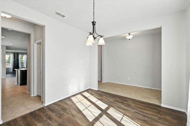 7717 Lake Vista Way, Fort Worth, TX 76179