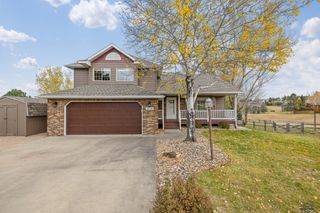 8228 DAISY LN, Rapid City, SD 57702