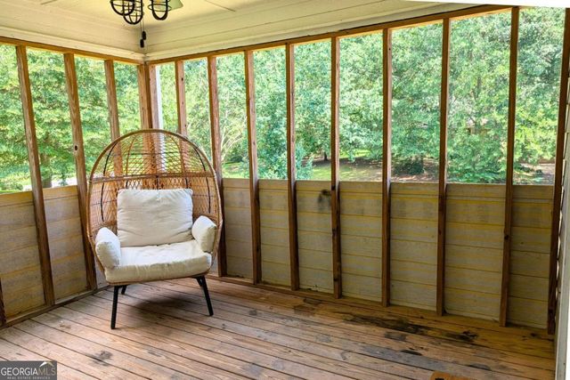 40 Stratford Drive, Douglasville, GA 30134