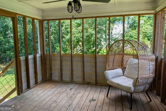 40 Stratford Drive, Douglasville, GA 30134