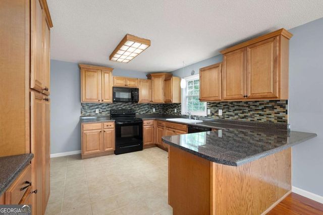 40 Stratford Drive, Douglasville, GA 30134