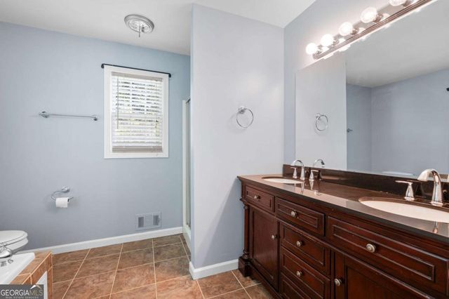 40 Stratford Drive, Douglasville, GA 30134