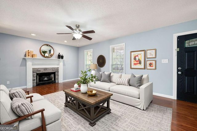 40 Stratford Drive, Douglasville, GA 30134